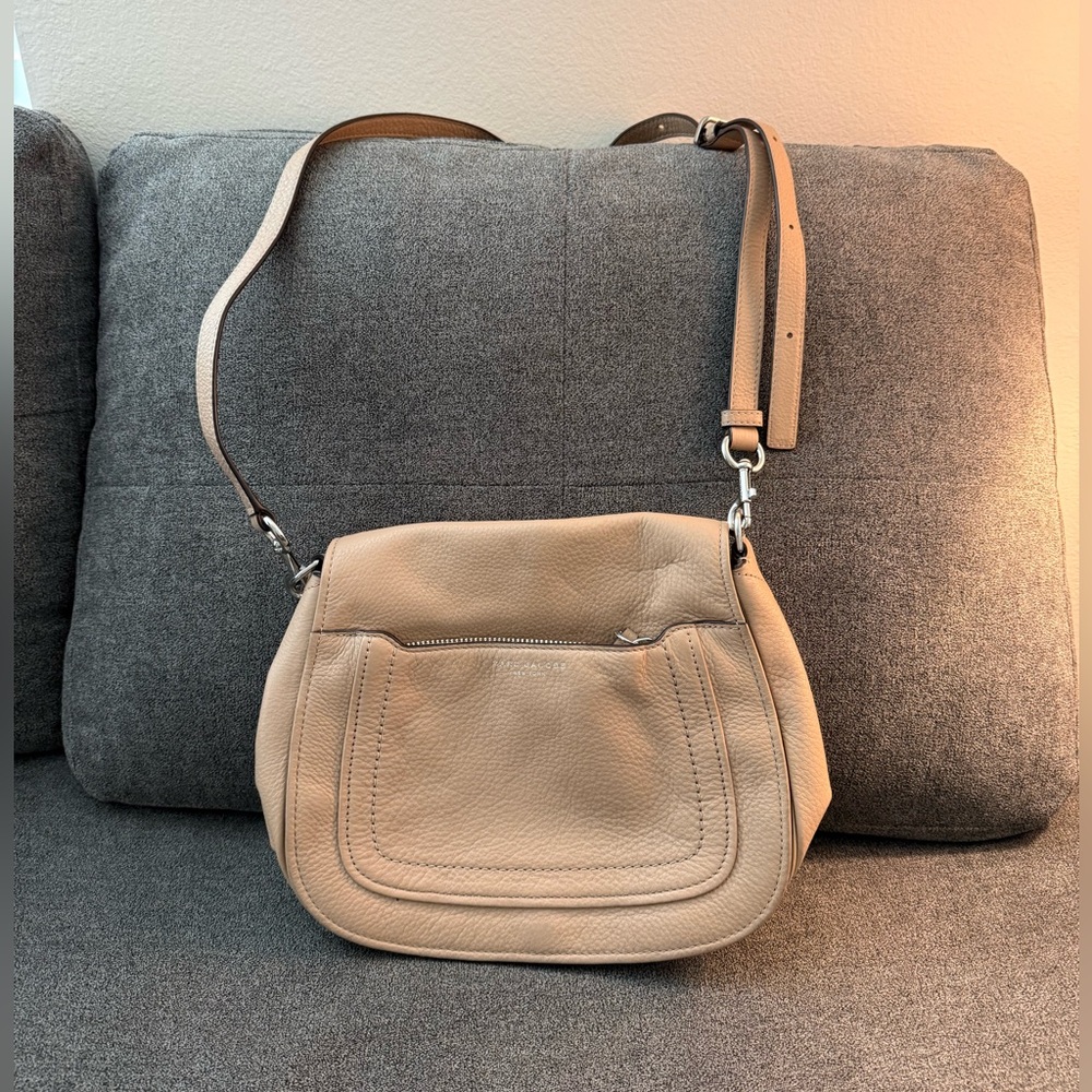 Tan Leather Shoulder and Crossbody Bag